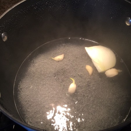 garlic & onion in soup pan