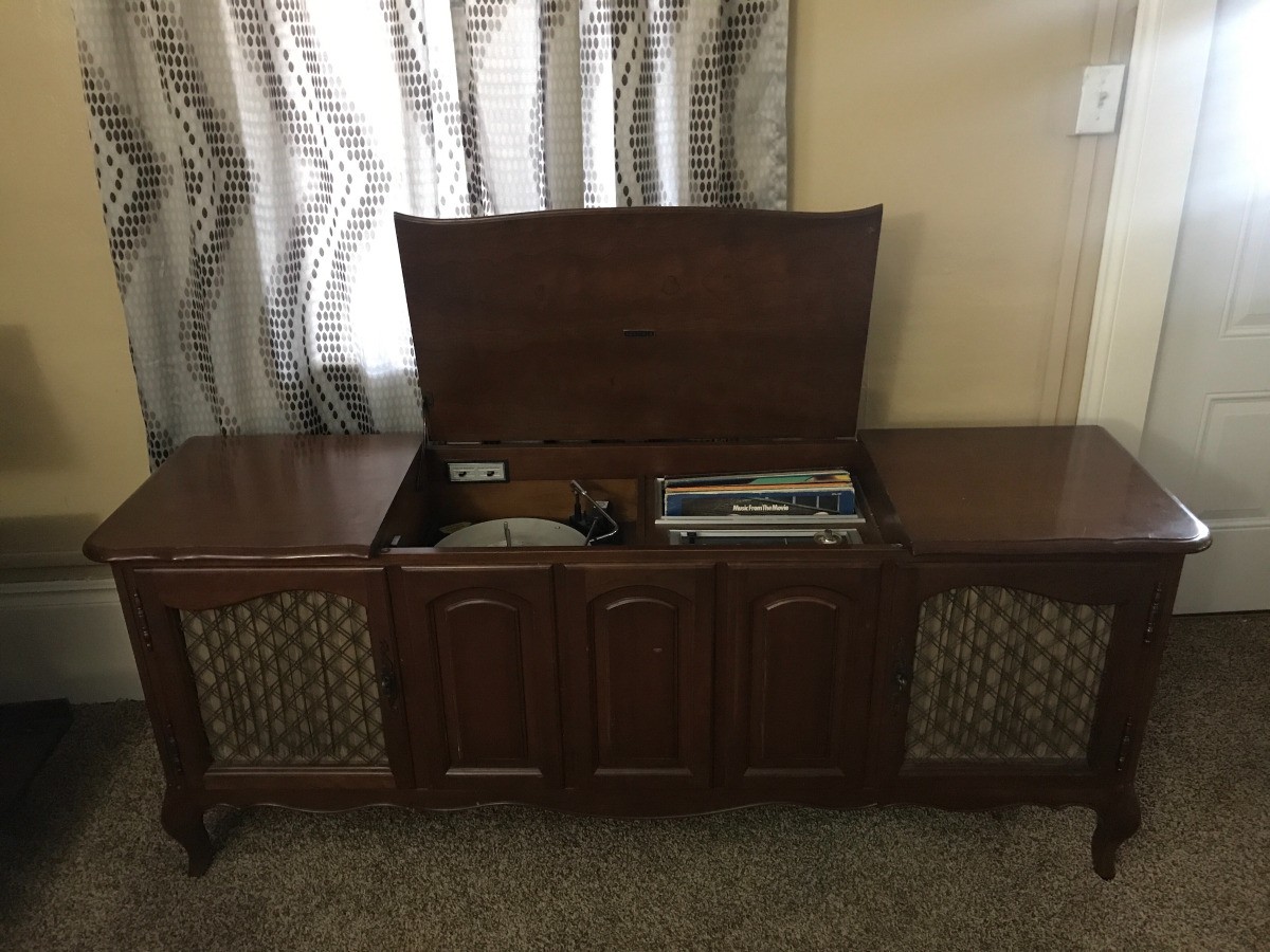 Value Of A Vintage Zenith Console Stereo System Thriftyfun