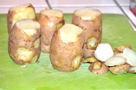 cut top & bottom of potatoes