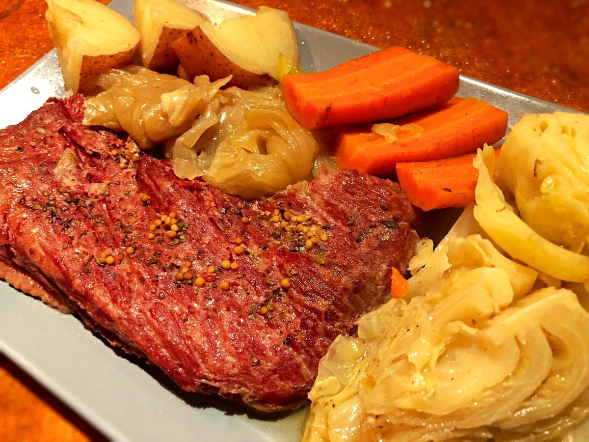 Instant Pot Corned Beef and Vegetables ThriftyFun
