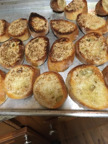 toasted French bread slices
