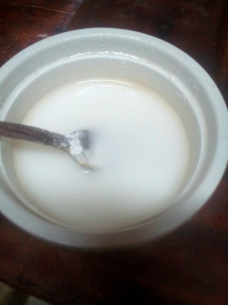 mixing cornstarch & water