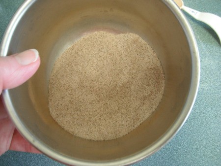 cinnamon sugar coating in bowl
