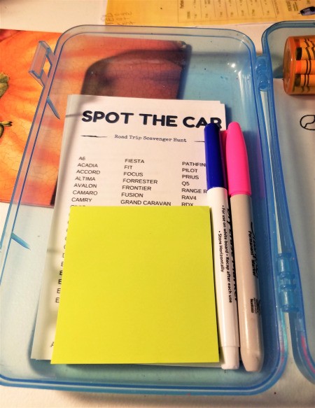 Kids Kar Kit - games, paper and markers in box