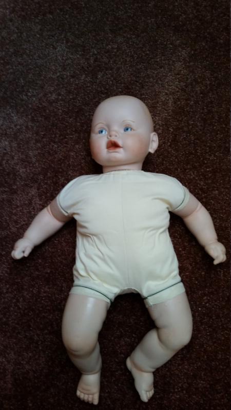 Identifying a Ceramic or Porcelain Doll