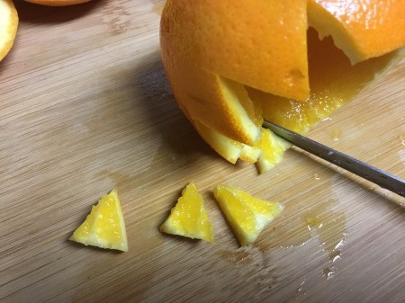 Decorative Baskets from Oranges - cut out triangles from one end of the skin