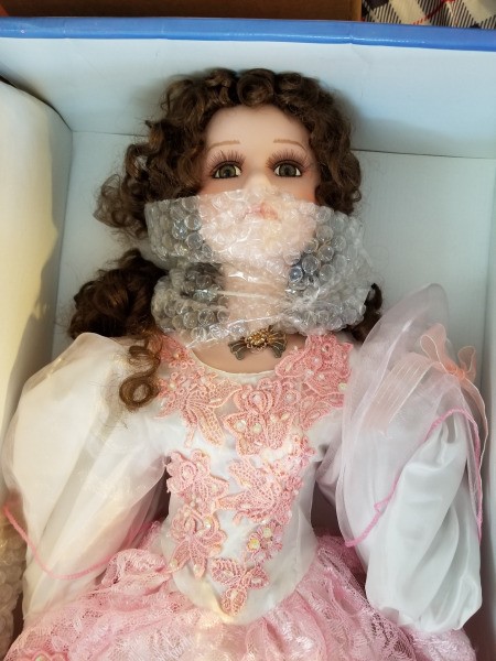 Identifying Cathay Collection Porcelain Dolls Thriftyfun