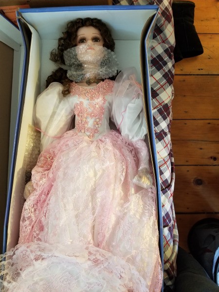 Identifying a Cathay Collection Porcelain Doll