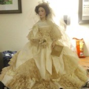 Identifying a Franklin Porcelain Doll - Victorian bride doll