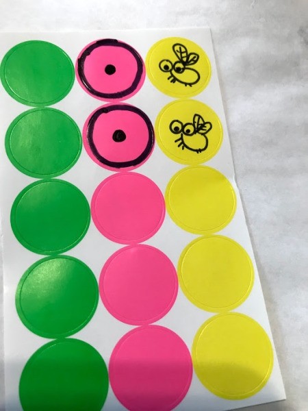 Frog and Fly Catcher Game - draw eyes and flies on dot stickers
