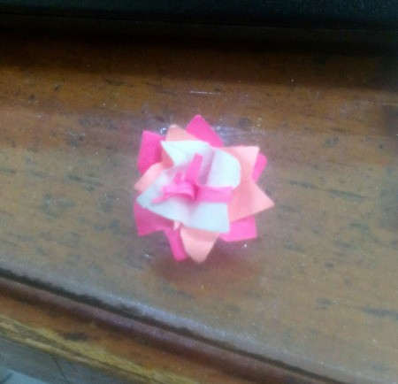 Computer Monitor Corner Decoration - make a tiny layer sticky note paper flower