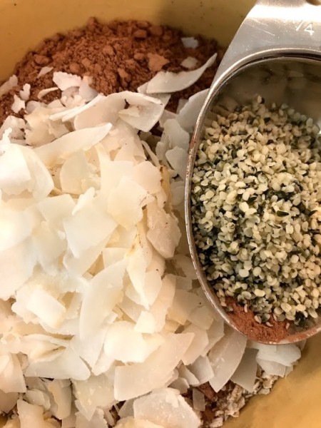 Banana Nut Cookie Bites