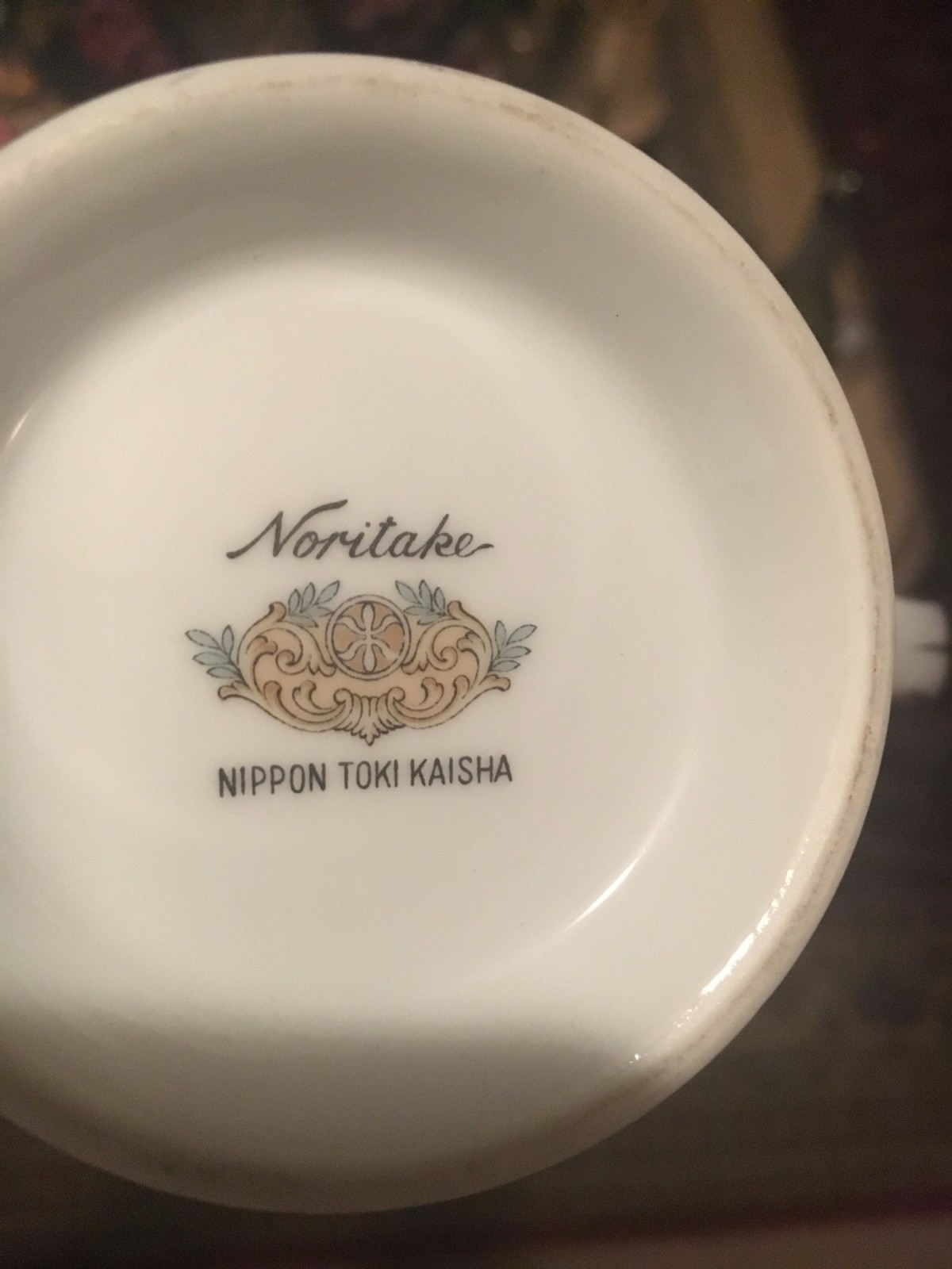 Monetary value of outlet noritake china set