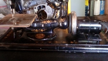 Finding the Value of a Vintage Sewing Machine