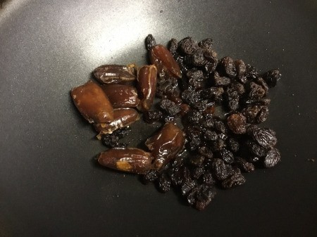 cooking dates & raisins in oil