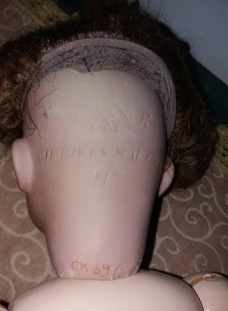 Identifying a Porcelain Doll