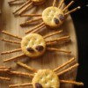 Spider Crackers for Halloween
