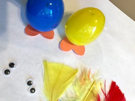 Plastic Egg Baby Chicks - glue feet to bottom of the egg