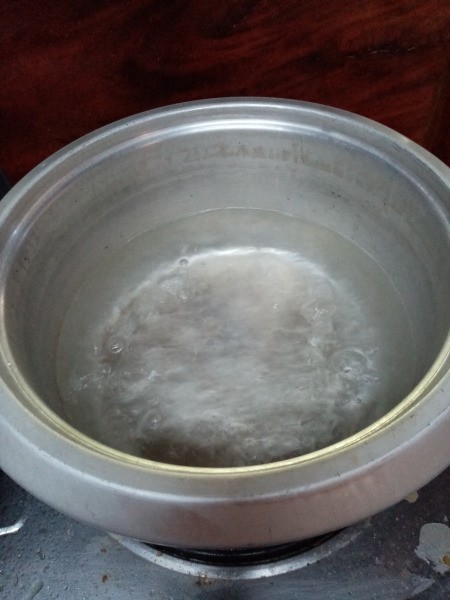 heating water in pot