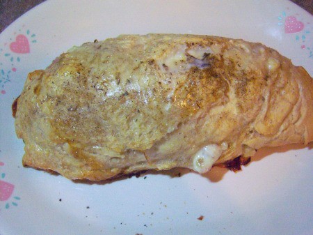 Mozerella Ham Swirl Bread