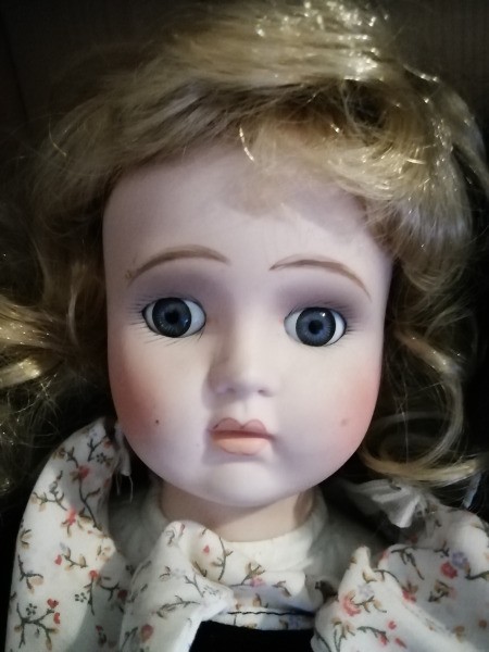 Identification and Value of Porcelain Dolls