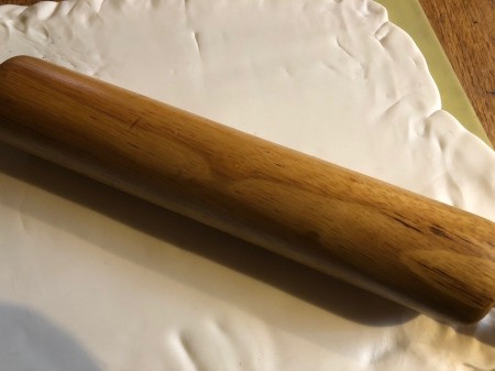 DIY Turntable Cake - roll fondant to size for top and sides and 1/8th inch thick