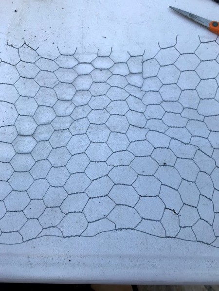 DIY Hanging Envelope Planter - cut wire into a square