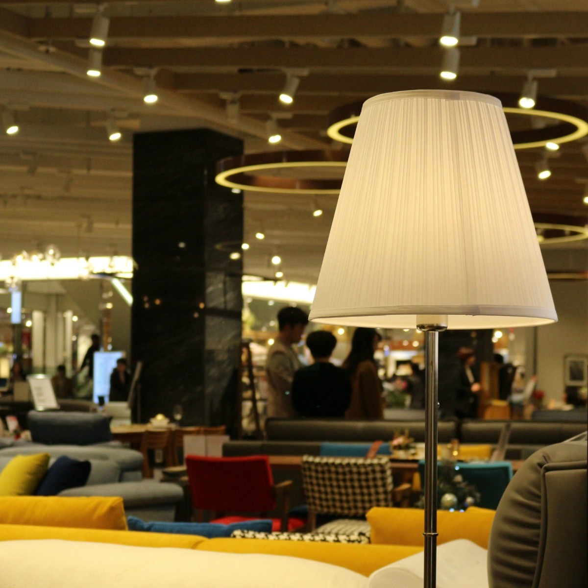 Name Ideas for a Furniture Store | ThriftyFun