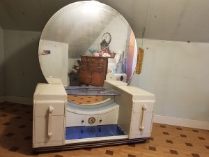 Value of an Antique Vanity with a Mirror - white vanity table with large round mirror