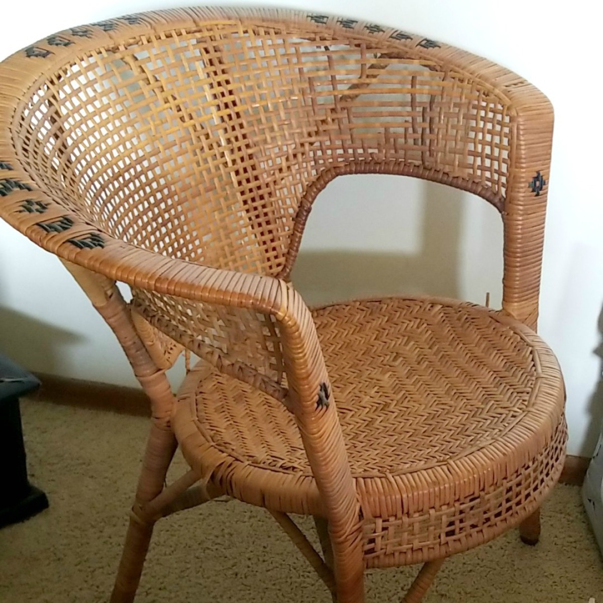 Value of a Vintage Wicker Chair? ThriftyFun