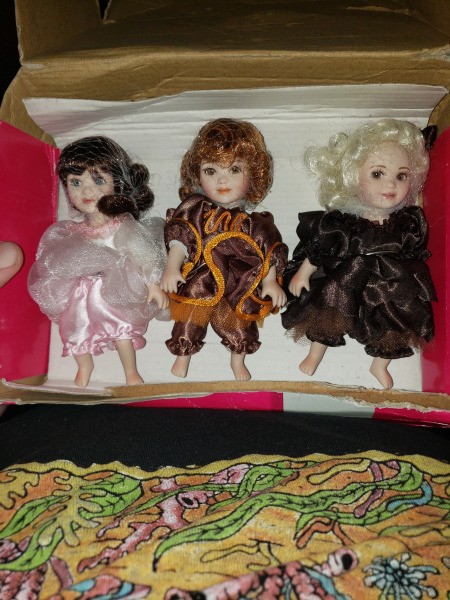 Value of Marie Osmond Porcelain Dolls - small dolls in a box