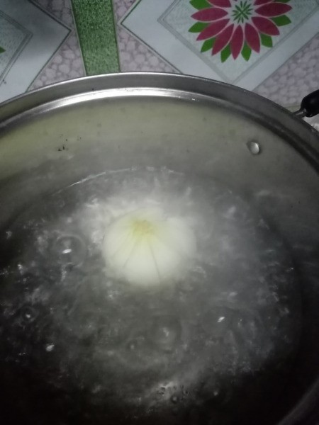 Boiling cut Onion