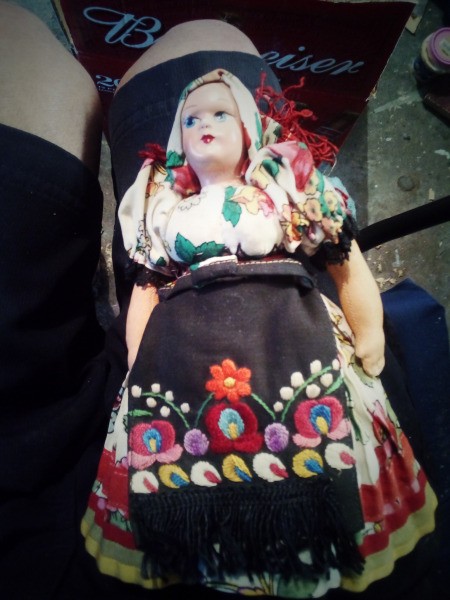 Identifying Porcelain Dolls