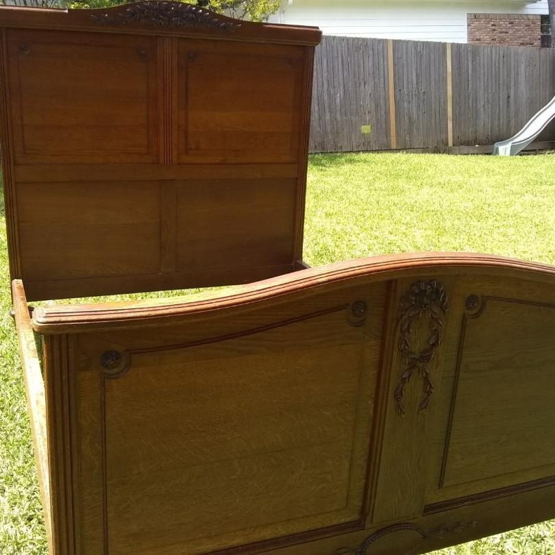 Value of an Antique Wooden Bed? ThriftyFun