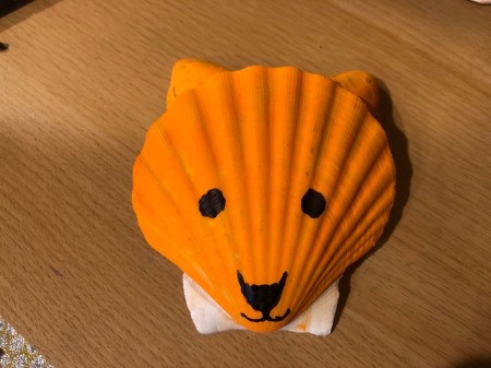 Make a Cute Fox from Shells - paint eyes, nose, and mouth on with the black paint