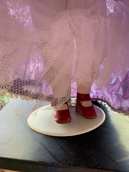 Identifying a Porcelain Doll