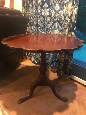 Value of a Vintage Pie Crust Table - with flat top and decorative cut edge