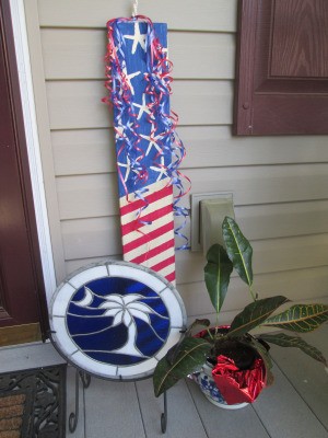 Making A Patriotic Flag With Left Over Wood - flag decoration leaning against house on porch or deck