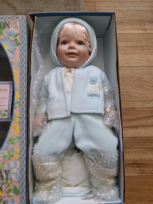 Value of a Royal Cathay Porcelain Doll