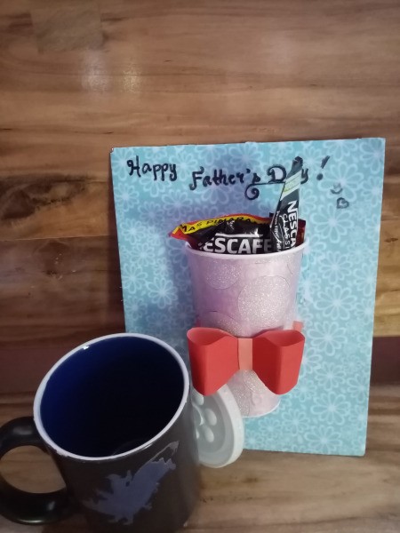 Father's Day Coffee Cup Greeting Card - add the gift to the cup and replace the lid