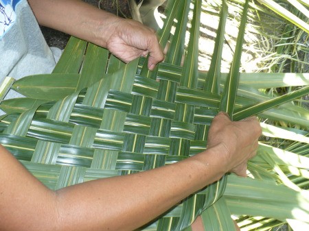 Weaving Coconut Leaf Plates - repeat from the left
