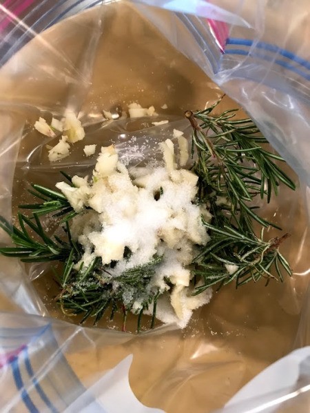 rosemary & garlic in bag