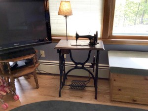 Value of an Antique Singer  Sewing Machine - treadle sewing machine