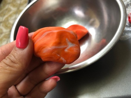 Fondant Sushi Cupcake Toppers - add a bit of white and twist to add a fatty marbleization