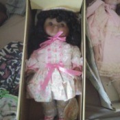 Value of Porcelain Dolls - Dolly Dingle doll