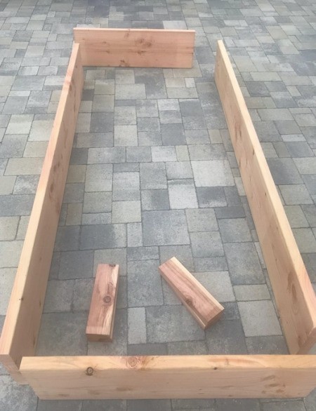 DIY Wooden Raised Garden Bed - cut corner supports