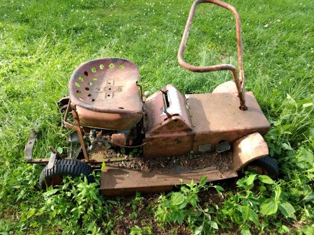 Information on Vintage Riding Lawn Mower