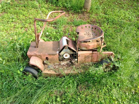 Information on Vintage Riding Lawn Mower
