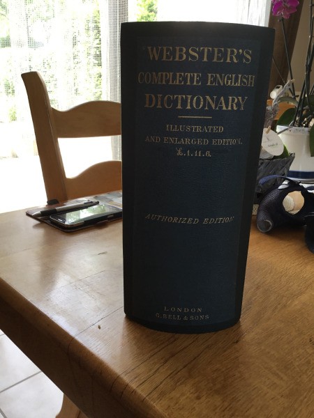 Value Webster's Complete English Dictionary