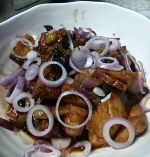 Fish in Tausi in bowl